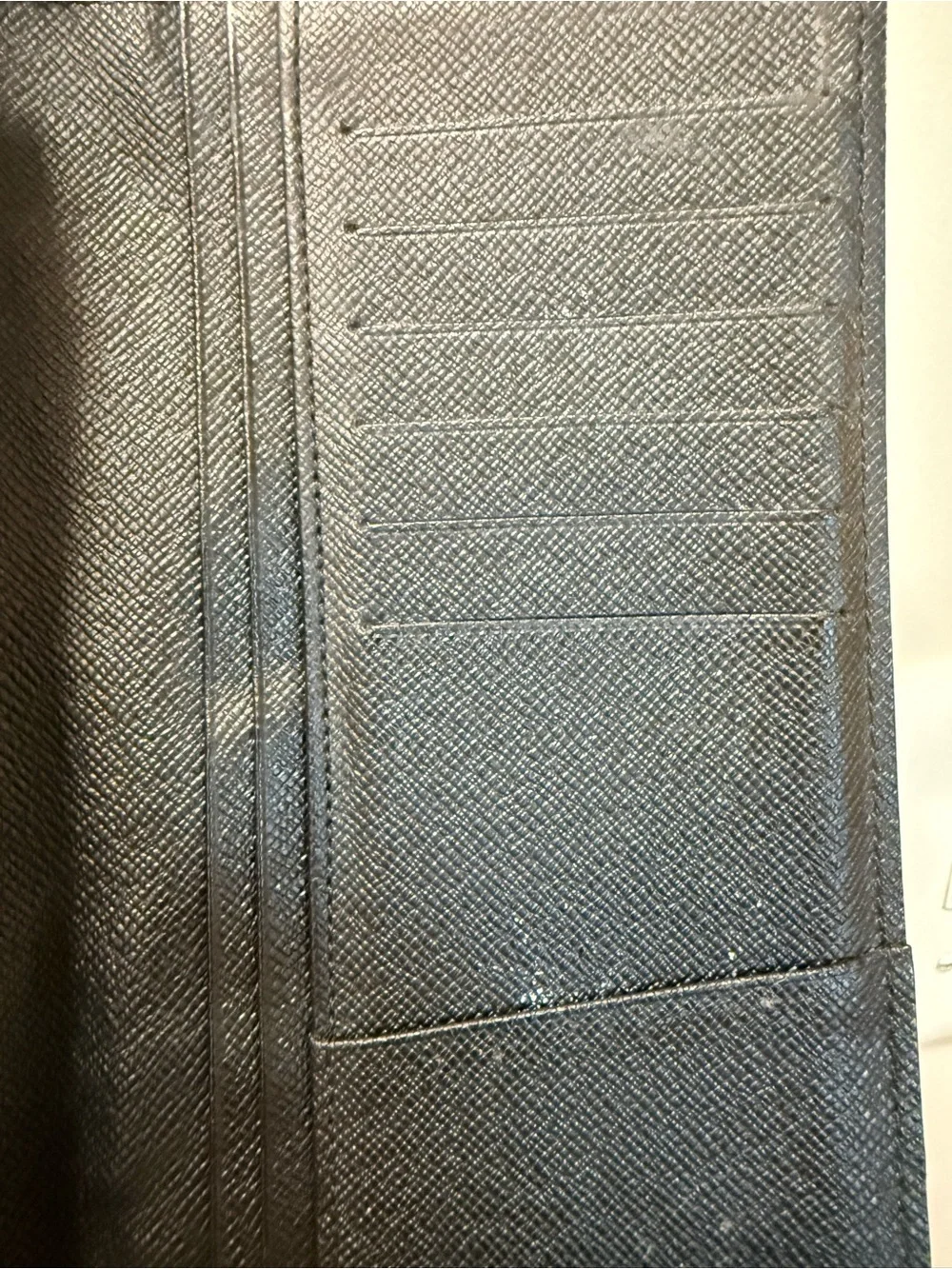 *Authentic* Men’s Louis Vuitton - Damier Graphite Long Bifold Wallet